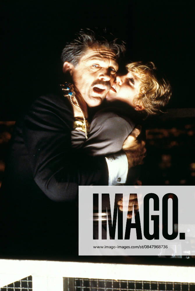 Poltergeist Iii Moviestills RELEASE DATE: June 10, 1988. MOVIE TITLE: Poltergeist III. STUDIO: MGM. PLOT: Carol Anne has been sent to live with her Aunt and Uncle in an effort to hide her from the clutches of the ghostly Reverend Kane, but he tracks her down and terrorises her in her relatives appartment in a tall glass building. Will he finally achieve his target and capture Carol Anne again, or will Tangina be able, yet again, to thwart him? PICTURED: TOM SKERRITT as Bruce Gardner, and NANCY ALLEN as Patricia Wilson-Gardner. Chicago Ilinoi USA