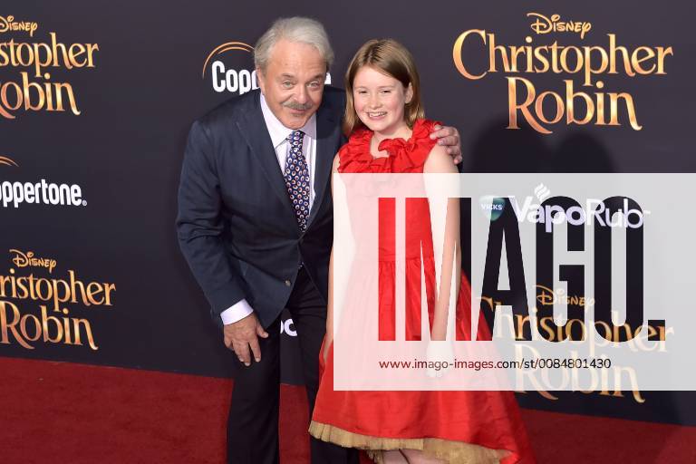 Jim Cummings and Bronte Carmichael at the premiere of the movie Christopher Robin at Walt Disney Studios Burbank 30 07 2018 Foto:xD.xStarbuckx xFuturexImage