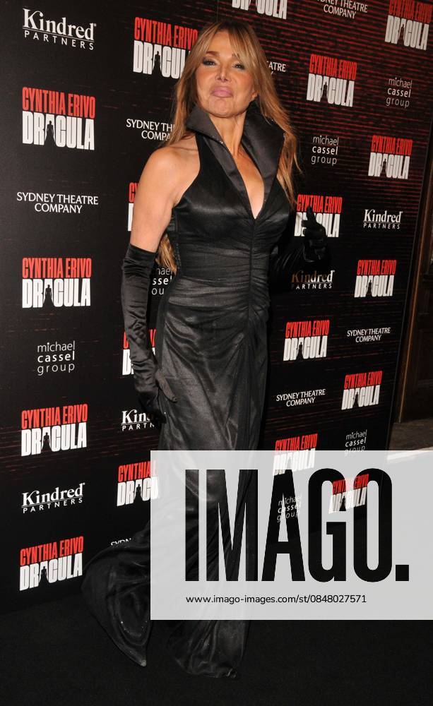 Dracula play press night, London Lizzie Cundy at the Dracula play press night, Noel Coward Theatre, St Martin s Lane, on Tuesday 17 February 2026 in London, England, UK. CAP CAN CAN London UK Great Britain