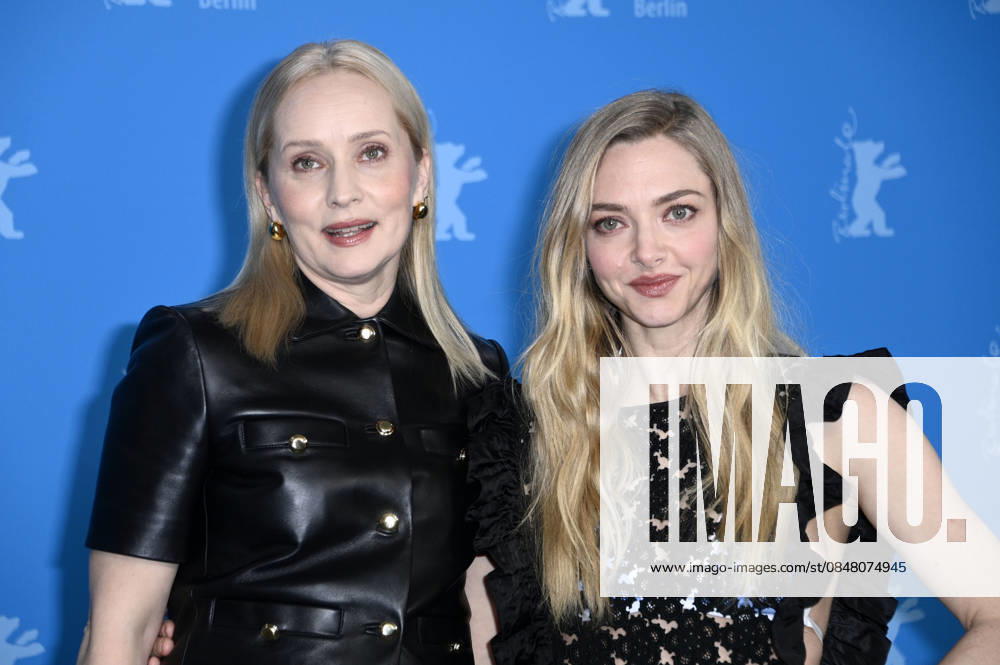 Mona Fastvold and Amanda Seyfried at the photocall for the feature film The Testament of Ann Lee at the Berlinale 2026 76 Berlin International Film Festival at the Hotel Grand Hyatt Berlin, 19 02 2026 Foto:xN.xKubelkax xFuturexImagex testament_6255