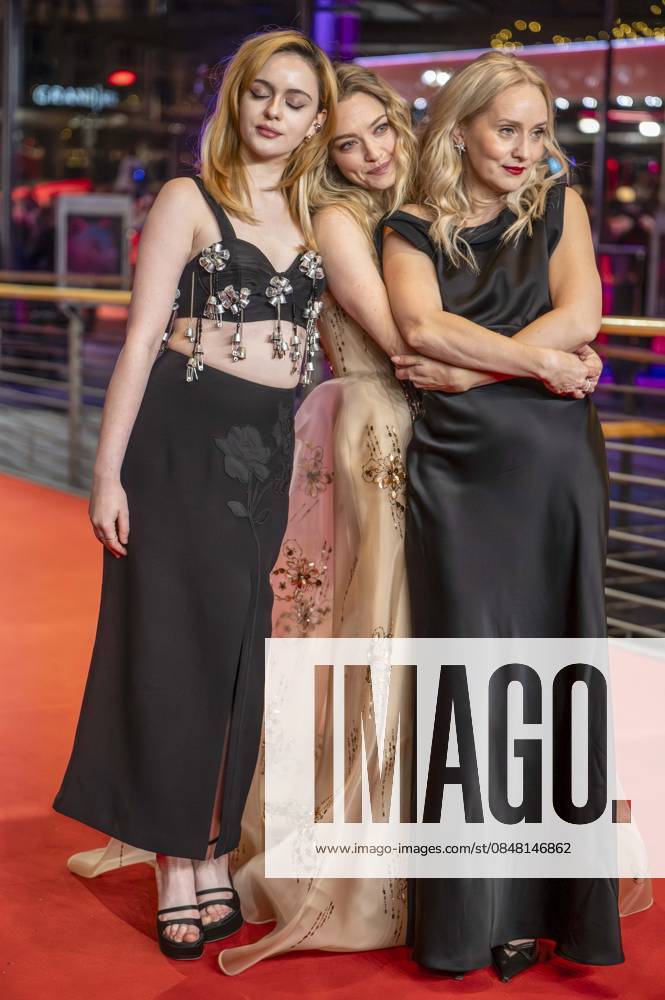 Abb Viola Prettejohn Amanda Seyfried and Mona Fastvold on the red carpet at the film premiere The Testament of Ann Leeat the Berlinale 76 International Film Festival at Berlinale Palast on Thursday February 19, 2026 in Berlin Berlin Germany