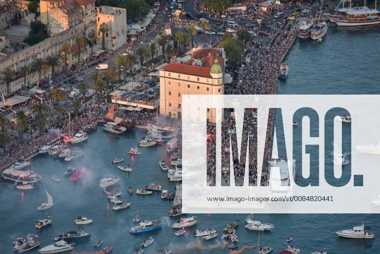 PXL_Split Farewells Oliver Dragojevic 31.07.2018., Split, Croatia - Legendary Croatian singer and songwriter Oliver Dragojevic, who passed away on Sunday aged 70, was farewelled in the city of Split on the Dalmatian coast. The Croatian government declared for the first time in the nation s history that Tuesday would be a National Day of Condolence and today flags all around the country flew at half-mast. Just before 7 pm, Oliver s casket left Sv. Frane Church and made its way along the Split Riva. A large crowd gathered as a number of Oliver s famous hits were sung as he was carried down the Riva by close friends, including 2CELLOS Stjepan Hauser. He was then taken on to a catamaran and taken to Vela Luka on the island of Korcula where he was born with his song Vela Luka sang as the ferry departed with a host of other boats which came out DinoxStanin PIXSELL
