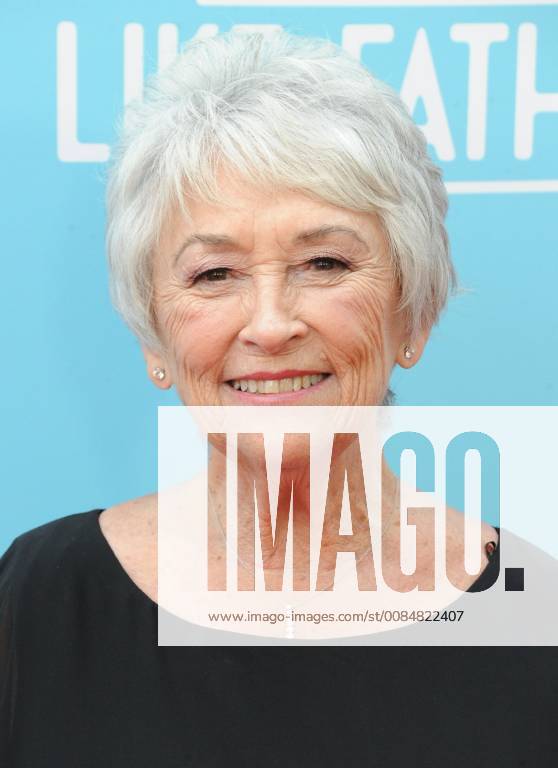 Hollywood, California, U.S. - Mary Looramattends The Los Angeles Premiere of LIKE FATHER held at the Arclight Theater in Hollywood, California on July 31, 2018. 2018 Hollywood U.S. - ZUMAl86_ 20180731_zaf_l86_002