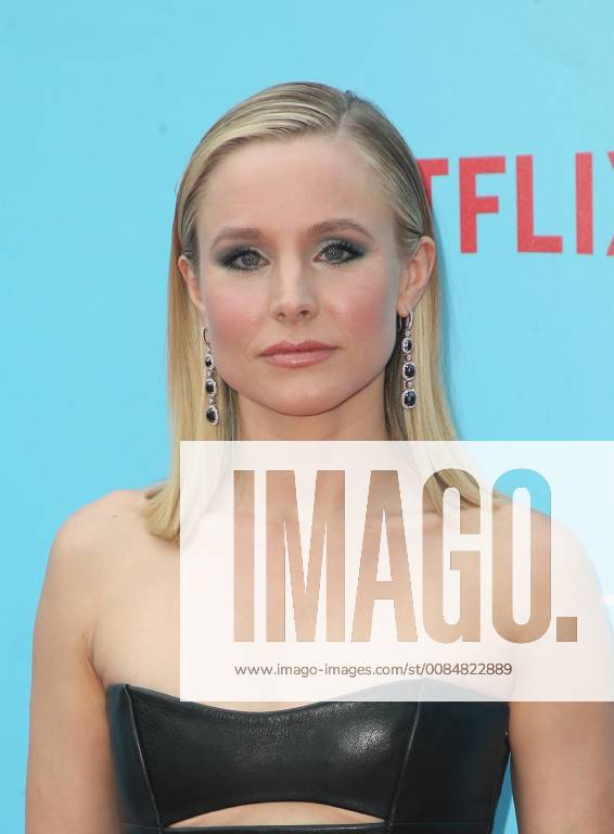 Hollywood, California - Kristen Bell. the NETFLIX Los Angeles Premiere of Like Father held at ArcLight Hollywood. Photo Credit: Faye Sadou AdMedia 228995 2018-07-31 CA Hollywood Etats-Unis