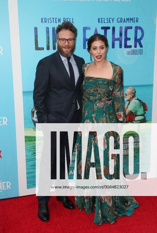 Hollywood, California - Seth Rogen, Lauren Miller Rogen. the NETFLIX Los Angeles Premiere of Like Father held at ArcLight Hollywood. Photo Credit: Faye Sadou AdMedia 228995 2018-07-31 CA Hollywood Etats-Unis