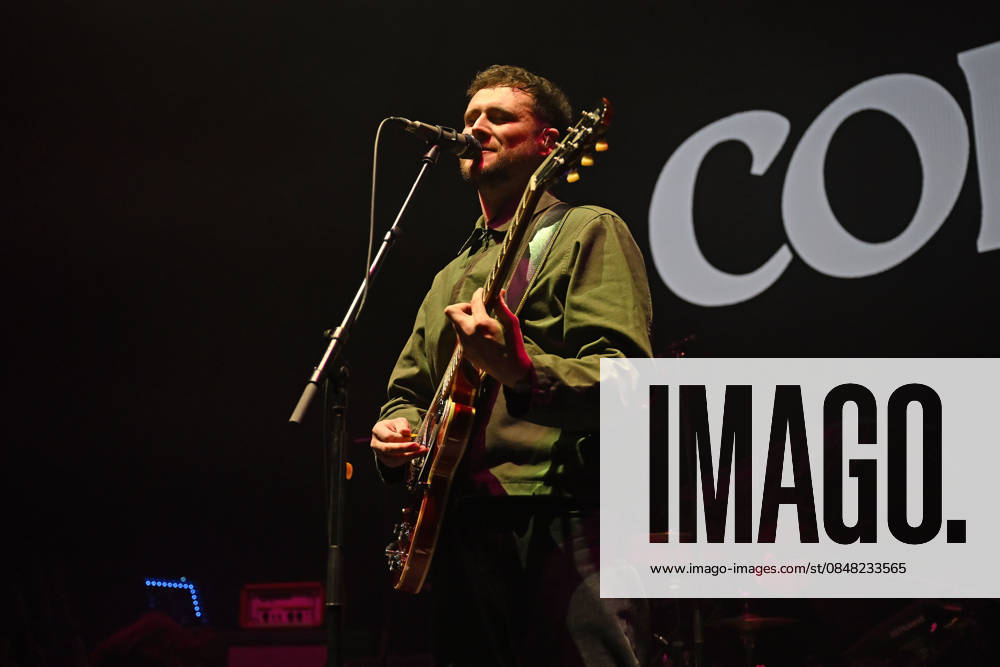 Corella performing at Eventim Apollo in London LONDON, ENGLAND - FEBRUARY 20: Joel Smith of ˜Corella performing at Eventim Apollo on February 20, 2026 in London, England. CAP MAR MAR Great Britain