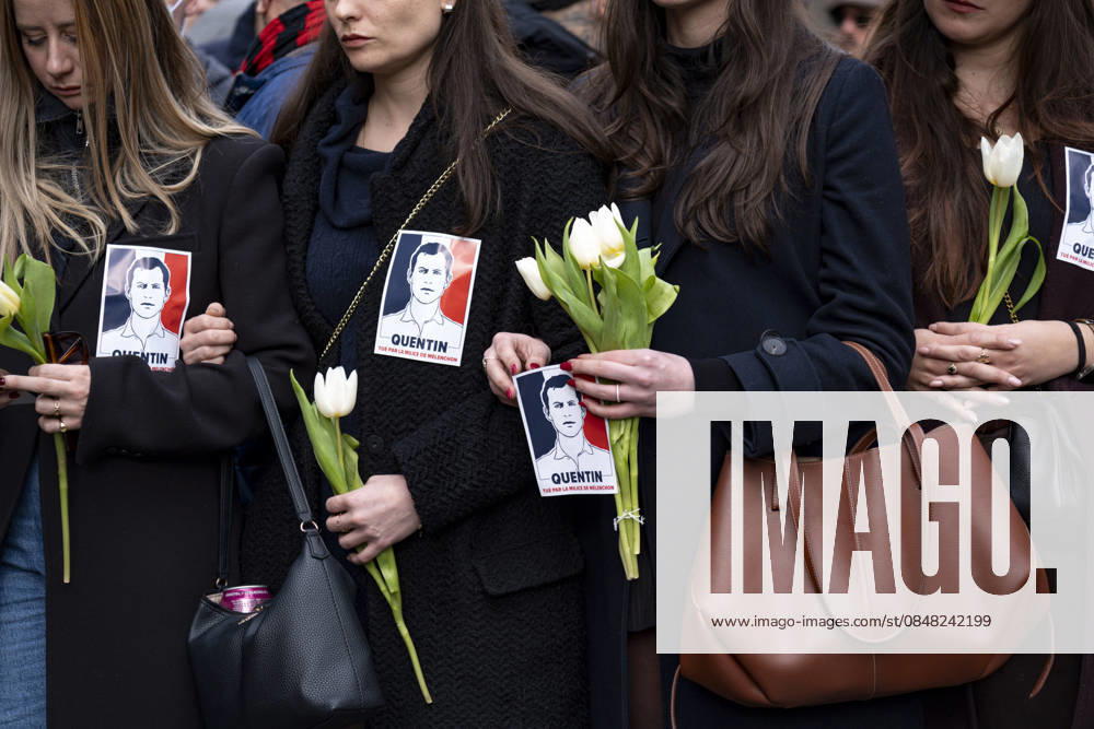 NEWS : Marche hommage a Quentin Deranque - Lyon 21 02 26 Les tulipes blanches des Némésis lors de la Marche en hommage à Quentin Deranque tué lors dun affrontement entre nationalistes et antifas, à Lyon le 21 02 26. Photo Sandrine Thesillat PsNewZ