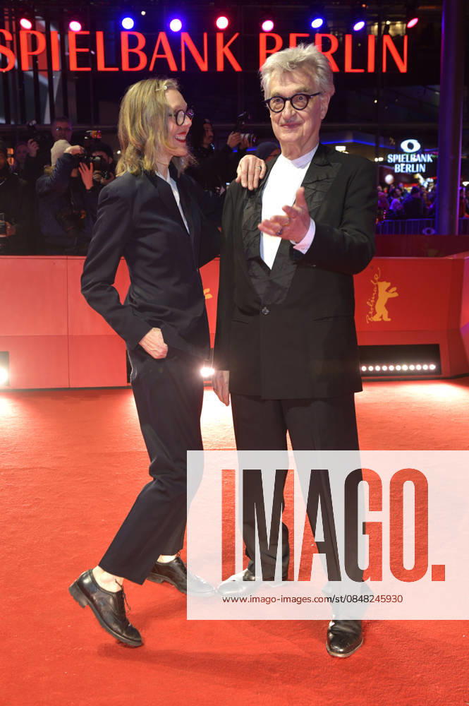 Wim Wenders with his wife Donata Wenders at the Closing Ceremony with Award Ceremony at the Berlinale 2026 76 Berlin International Film Festival in the Berlinale Palast Berlin, 21 02 2026 Foto:xM.xBehrensx xFuturexImagex closing_6289