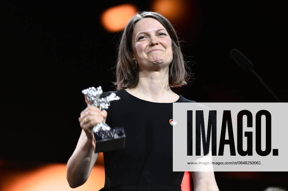 Genevieve Dulude de Celles with the Silver Bear for Best Screenplay for Nina Roza at the Closing Ceremony with Award Ceremony at the Berlinale 2026 76 Berlin International Film Festival in the Berlinale Palast Berlin, 21 02 2026 Foto:xN.xKubelkax xFuturexImagex closing_6348