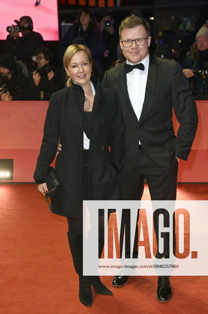 Carsten Schneider with companion at the Closing Ceremony with Award Ceremony at the Berlinale 2026 76 Berlin International Film Festival in the Berlinale Palast Berlin, 21 02 2026 Foto:xC.xNiehausx xFuturexImagex closing_6431