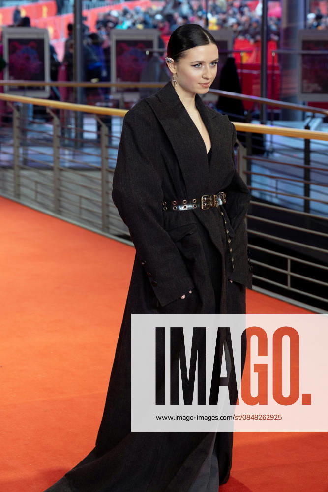 Award Ceremony, Berlinale Red Carpet, Berlin, 21 02 2026 Doreen Wilde on the Red Carpet before the Closing Gala of the 76th Berlinale at the Theater am Potsdamer Platz Berlin on 21 02 2026 The 76th Berlin International Film Festival takes place from February 12 to 22, 2026 Berlin Theater am Potsdamer Platz