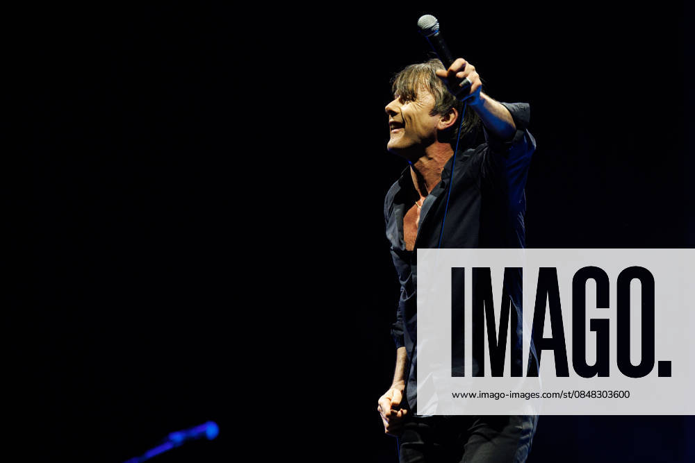 Suede performs in Brighton, UK Brighton, UK, Suede Saturday 21 February 2026 at Brighton Centre. Persons pictured: Brett Anderson - Vocals, Credit:Andy Sturmey Avalon United Kingdom