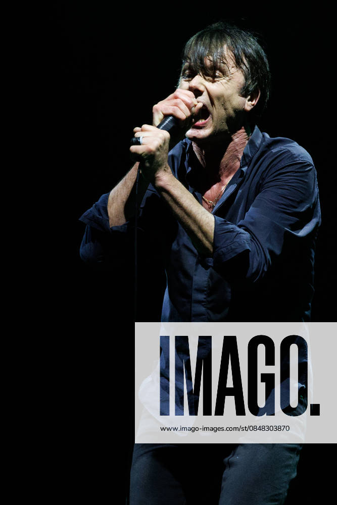 Suede performs in Brighton, UK Brighton, UK, Suede Saturday 21 February 2026 at Brighton Centre. Persons pictured: Brett Anderson - Vocals, Credit:Andy Sturmey Avalon United Kingdom