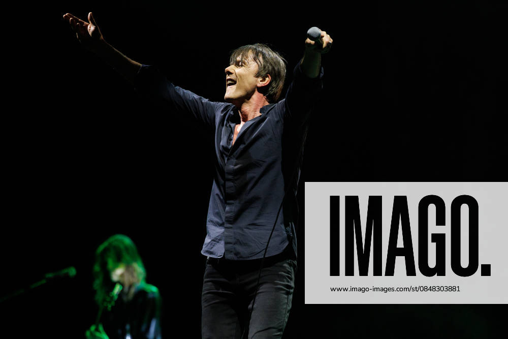 Suede performs in Brighton, UK Brighton, UK, Suede Saturday 21 February 2026 at Brighton Centre. Persons pictured: Brett Anderson - Vocals, Credit:Andy Sturmey Avalon United Kingdom