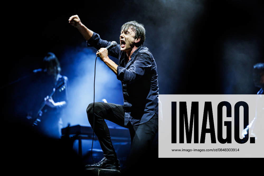 Suede performs in Brighton, UK Brighton, UK, Suede Saturday 21 February 2026 at Brighton Centre. Persons pictured: Brett Anderson - Vocals, Credit:Andy Sturmey Avalon United Kingdom