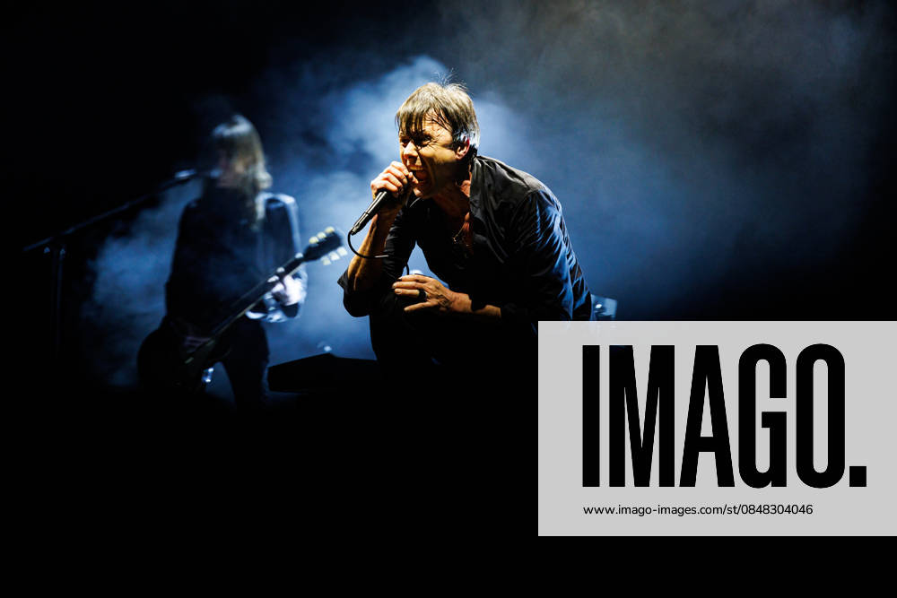 Suede performs in Brighton, UK Brighton, UK, Suede Saturday 21 February 2026 at Brighton Centre. Persons pictured: Brett Anderson - Vocals, Credit:Andy Sturmey Avalon United Kingdom