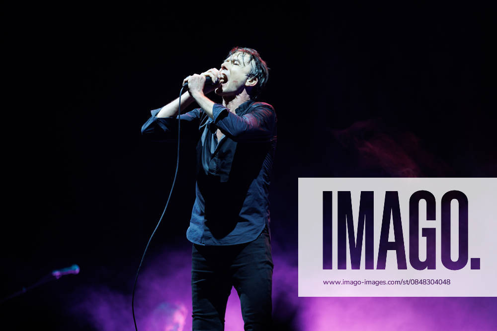 Suede performs in Brighton, UK Brighton, UK, Suede Saturday 21 February 2026 at Brighton Centre. Persons pictured: Brett Anderson - Vocals, Credit:Andy Sturmey Avalon United Kingdom