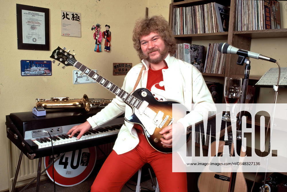 ARCHIVE Peter Petrel Singer Peter Petrel , 1980 ARCHIVE ACQUISITION, date estimated 20260118JWM0148