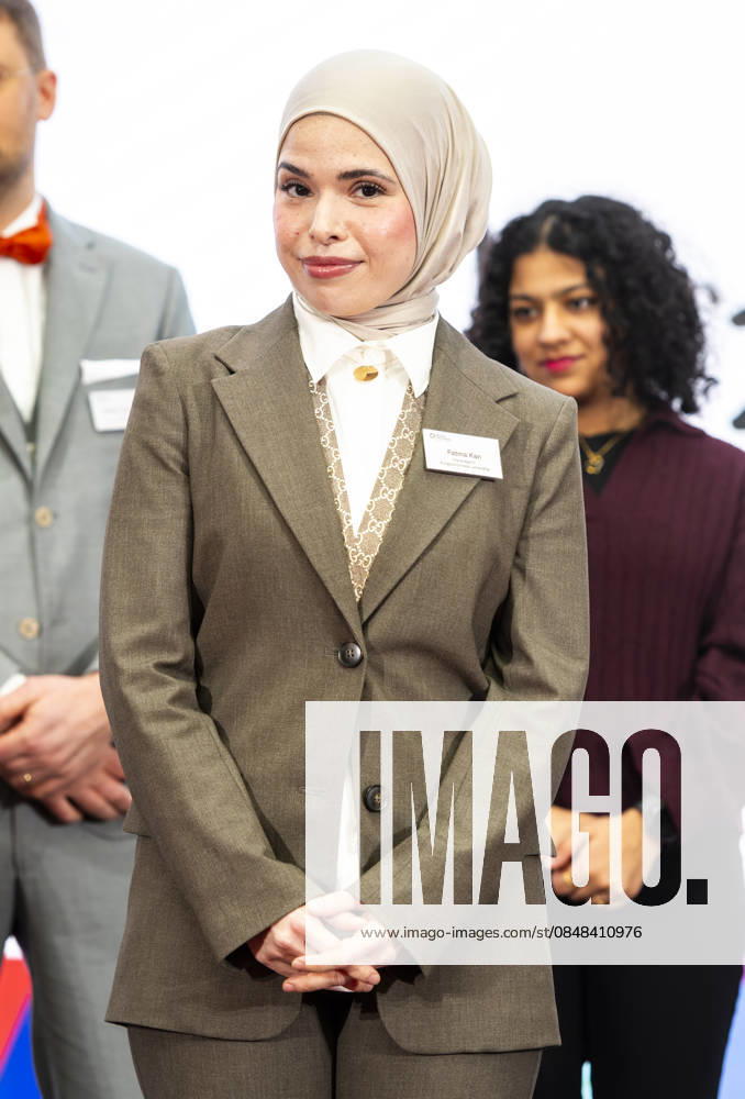 Fatma Kan German Teacher Award 2025 EUR, Germany, Berlin, 23 02 2026 The best teacher is Fatma Kan from Quinoa Schule integrierte Sekundarschule Berlin Award ceremony of the German Teacher Award 2025 Ten teachers, three school administrators and five teaching teams from ten federal states are honored for their outstanding achieveme