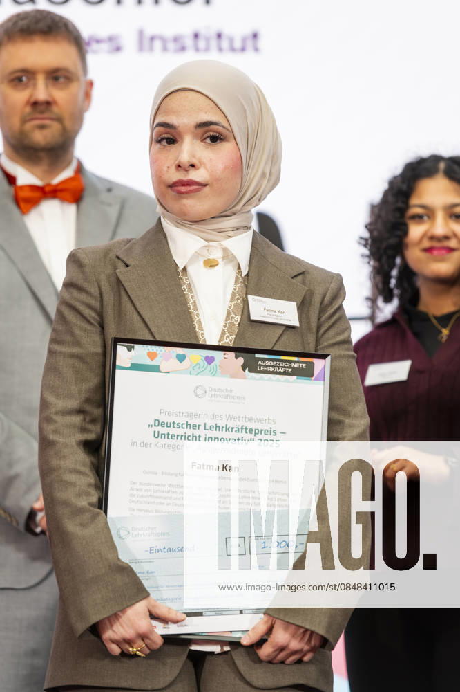 Fatma Kan German Teacher Award 2025 EUR, Germany, Berlin, 23 02 2026 The best teacher is Fatma Kan from Quinoa Schule integrierte Sekundarschule Berlin Award ceremony of the German Teacher Award 2025 Ten teachers, three school administrators and five teaching teams from ten federal states are honored for their outstanding achieveme
