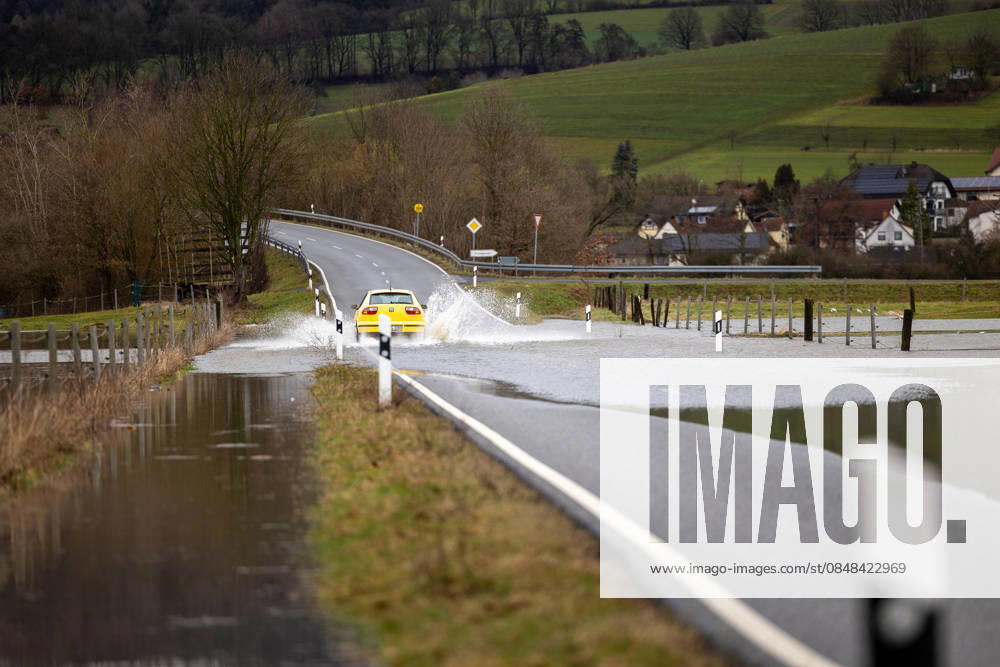 Floods inundate first roads Levels rise in Main Kinzig district On Monday morning, 23 February 2026, the Ki