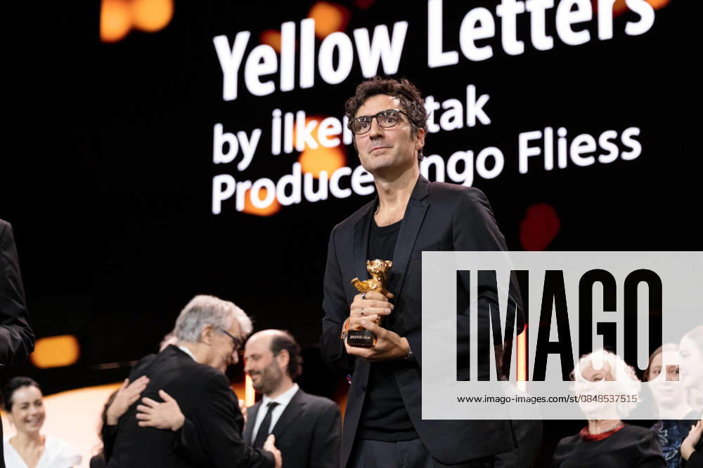Ilker Catak with the Golden Bear for the best film Yellow Letters at the 76th Berlin International Film Festival Ilker Catak with the Golden Bear for the best film Yellow Letters Yellow Letters at the 76th Berlin International Film Festival snapshot photography K M Krause