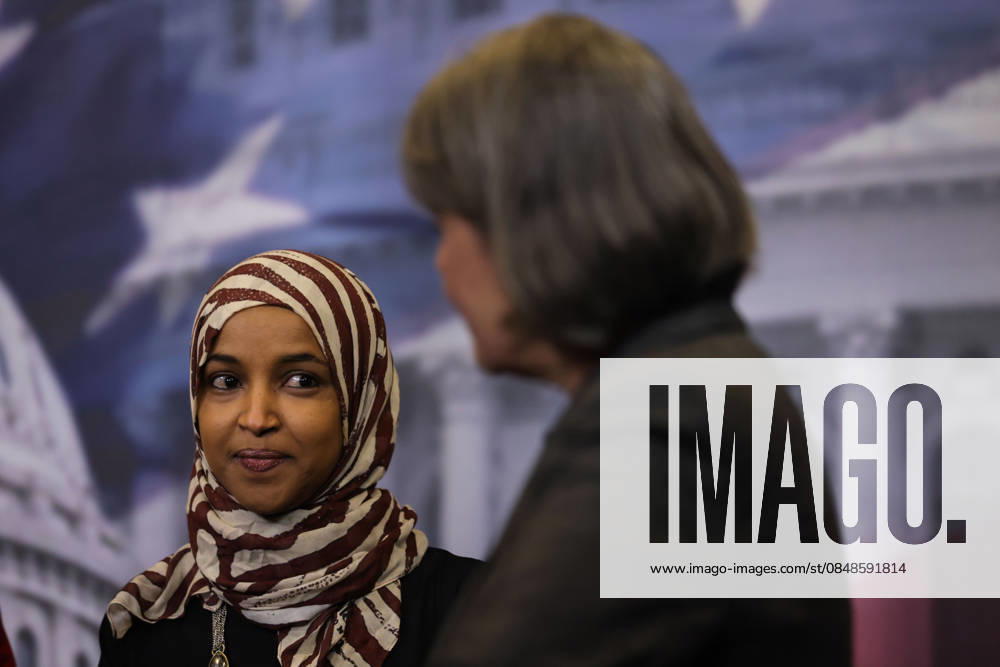 U.S. REPRESENTATIVE ILHAN OMAR (D-MN), left, smiles as U.S. REPRESENTATIVE BETTY MCCOLLUM (D-MN) speaks at a press conference denouncing President Trump s upcoming State of the Union address at the U.S. Capitol in Washington, D.C. on February 24, 2026. Washington USA - ZUMAd227 20260224_znp_d227_013