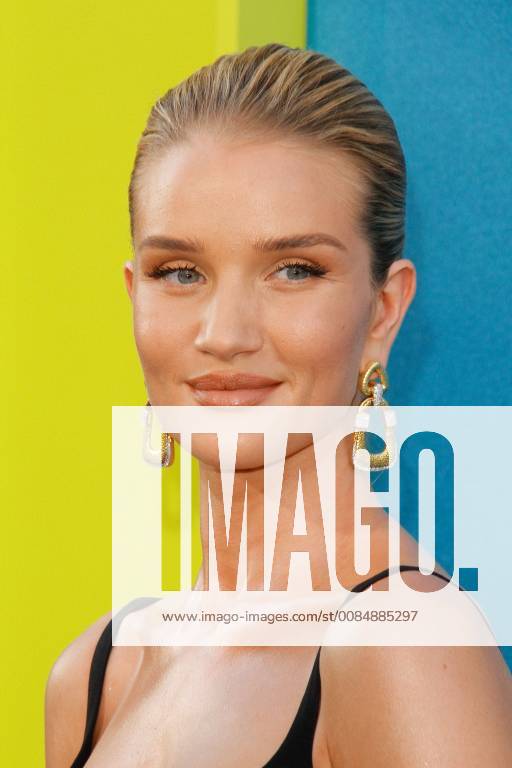 Rosie Huntington-Whiteley at the Premiere of Warner Bros The Meg held at the TCL Chinese Theatre in Hollywood, CA