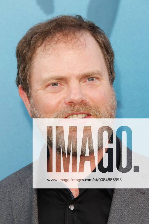 Rainn Wilson at the Premiere of Warner Bros The Meg held at the TCL Chinese Theatre in Hollywood, CA