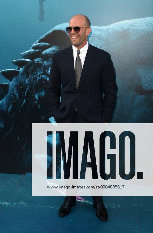 Hollywood, California - Jason Statham. Warner Bros. Pictures And Gravity Pictures Premiere Of The Meg held at TCL Chinese Theatre IMAX. Photo Credit: Faye Sadou AdMedia 229139 2018-08-06 CA Hollywood Etats-Unis