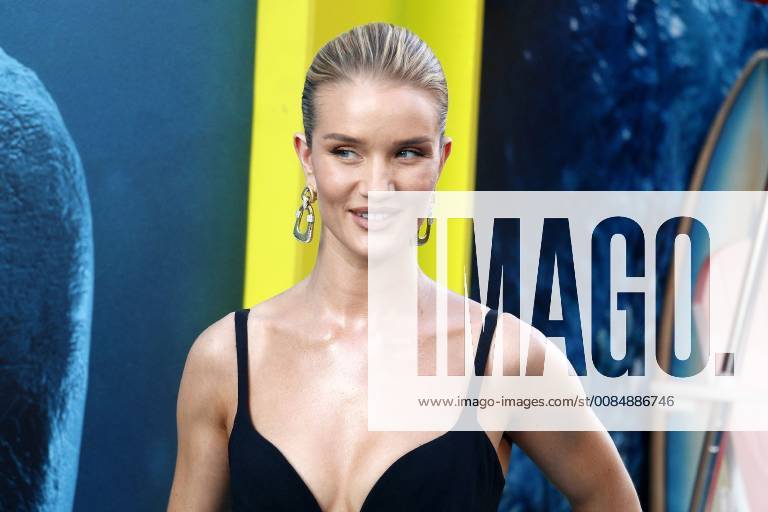 Rosie Huntington Whiteley at The Meg Film Premiere on 6th Aug 2018 in Hollywood Los Angeles The Meg Film Premiere in Hollywood Los Angeles 2018
