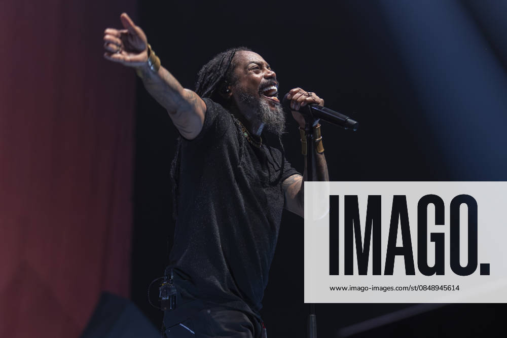 Sevendust perform at AO Arena Lajon Witherspoon of rock band Sevendust performs at AO Arena, Manchester, England, 26th February 2026, Credit:Mike Gray Avalon