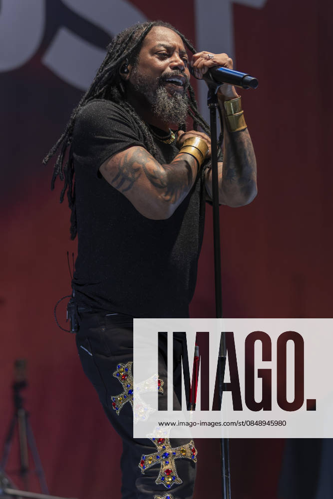 Sevendust perform at AO Arena Lajon Witherspoon of rock band Sevendust performs at AO Arena, Manchester, England, 26th February 2026, Credit:Mike Gray Avalon