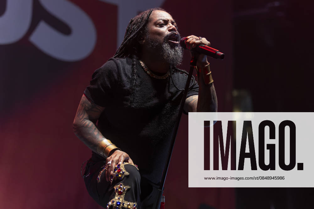 Sevendust perform at AO Arena Lajon Witherspoon of rock band Sevendust performs at AO Arena, Manchester, England, 26th February 2026, Credit:Mike Gray Avalon
