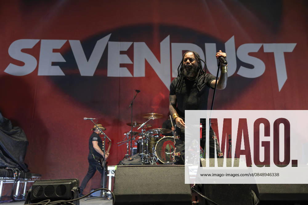 Sevendust perform at AO Arena Lajon Witherspoon of rock band Sevendust performs at AO Arena, Manchester, England, 26th February 2026, Credit:Mike Gray Avalon