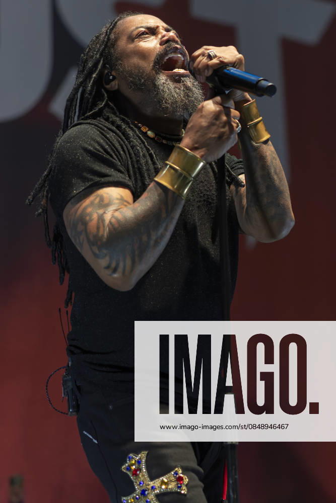 Sevendust perform at AO Arena Lajon Witherspoon of rock band Sevendust performs at AO Arena, Manchester, England, 26th February 2026, Credit:Mike Gray Avalon