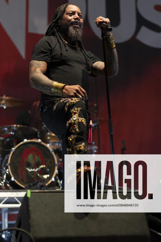 Sevendust perform at AO Arena Lajon Witherspoon of rock band Sevendust performs at AO Arena, Manchester, England, 26th February 2026, Credit:Mike Gray Avalon