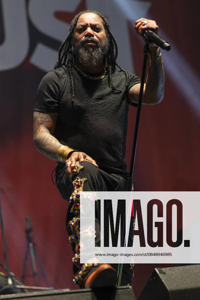Sevendust perform at AO Arena Lajon Witherspoon of rock band Sevendust performs at AO Arena, Manchester, England, 26th February 2026, Credit:Mike Gray Avalon