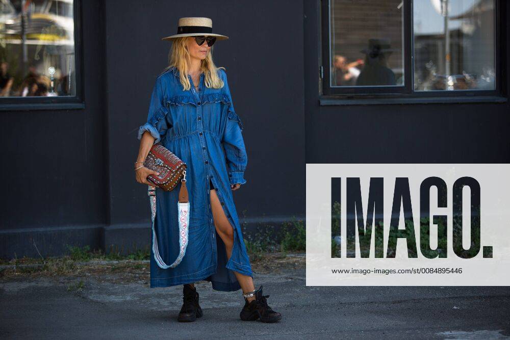 A chic showgoer attending the Resume runway show during Copenhagen Fashion Week - Aug 7, 2018 - CPHFW: Spring 2019 Street Style Day 1, Copenhagen Denmark
