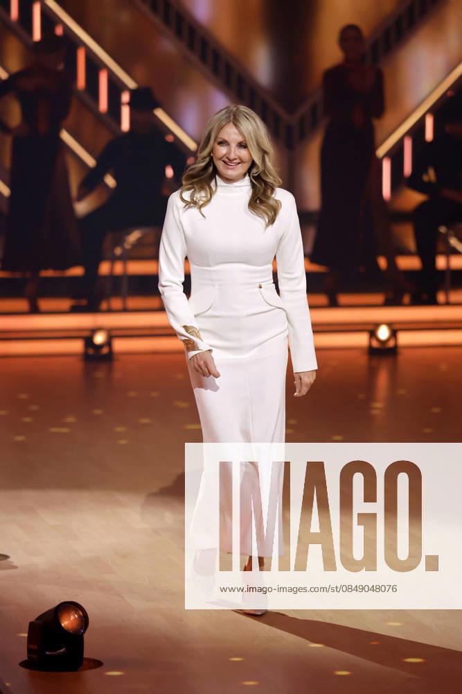 TV presenter Frauke Ludowig at the introductory show of the 19th season of the RTL dance show Lets Dance at the Coloneum Cologne, 27 02 2026 NRW Germany