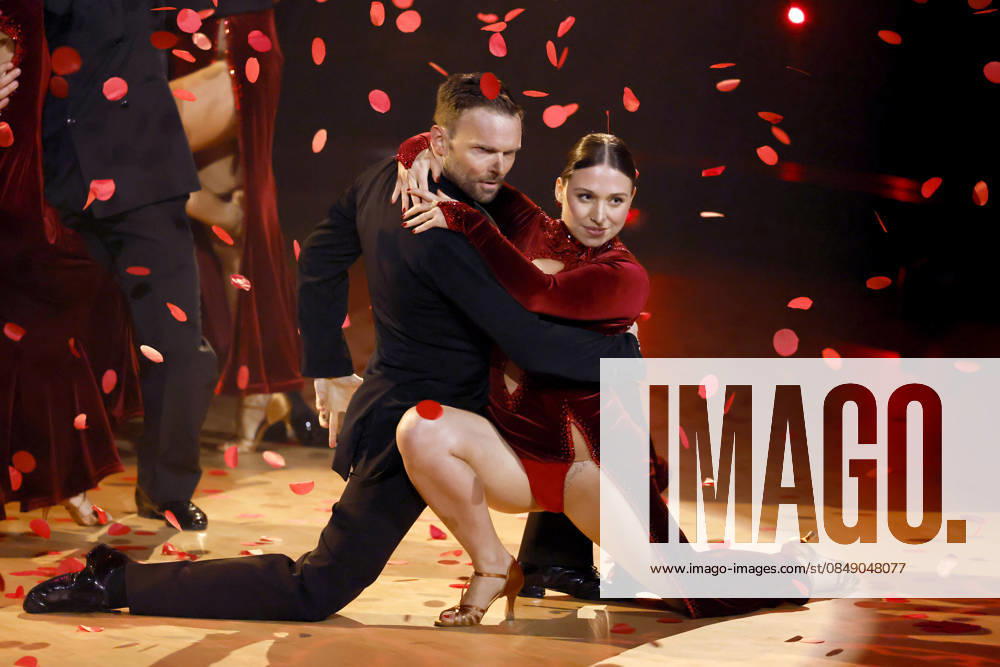 Professional dancer Vadim Garbuzov and influencer Bianca Heinicke at the introductory show of the 19th season of the RTL dance show Lets Dance at the Coloneum Cologne, 27 02 2026 NRW Germany