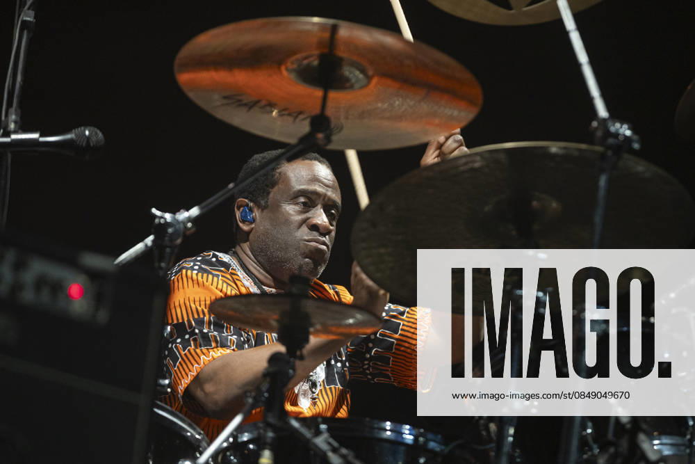 SaO PAULO, SP - 27.02.2026: SHOW LIVING COLOUR - The band Living Colour, which originated in New York, performed in Sao Paulo. Known for its fusion of jazz, rock, pop, and black music, Living Colour, led by vocalist Corey Glover, is one of the most important bands in the genre since its emergence in the 1980s. The performance took place at Tokio Marine Hall on the evening of Friday, February 27, 2026, in Sao Paulo. x2895592x VanxCampos