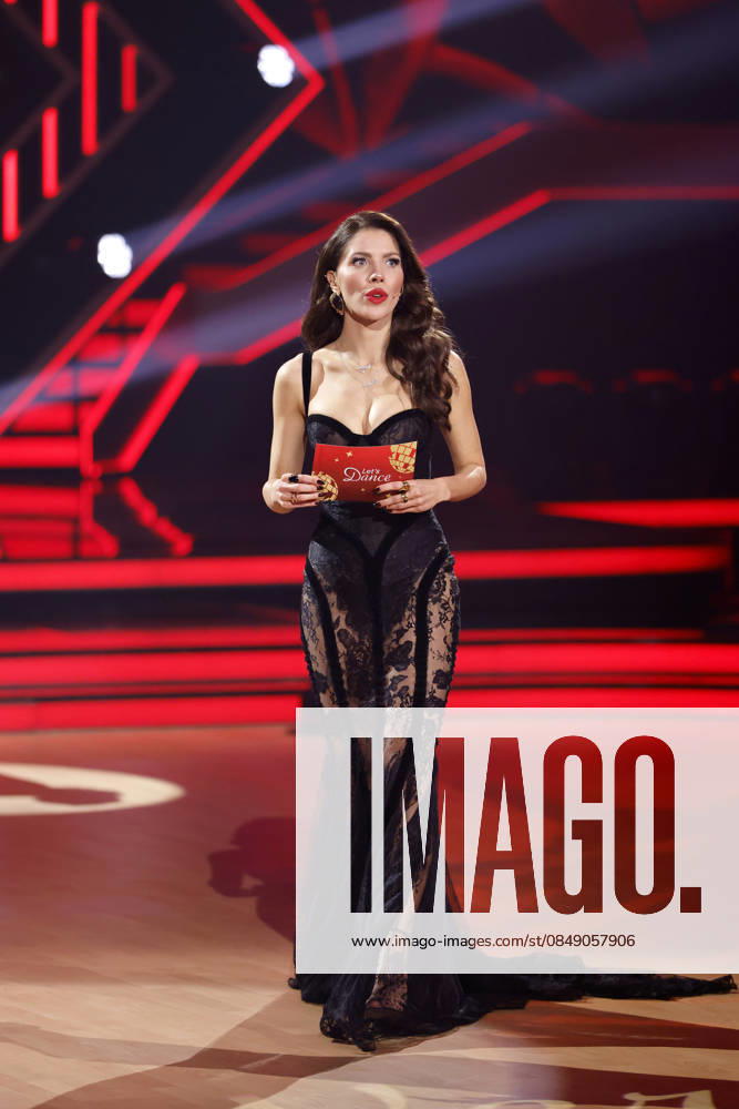 Presenter Victoria Swarovski at the introductory show of the 19th season of the RTL dance show Lets Dance at the Coloneum Cologne, 27 02 2026 NRW Germany