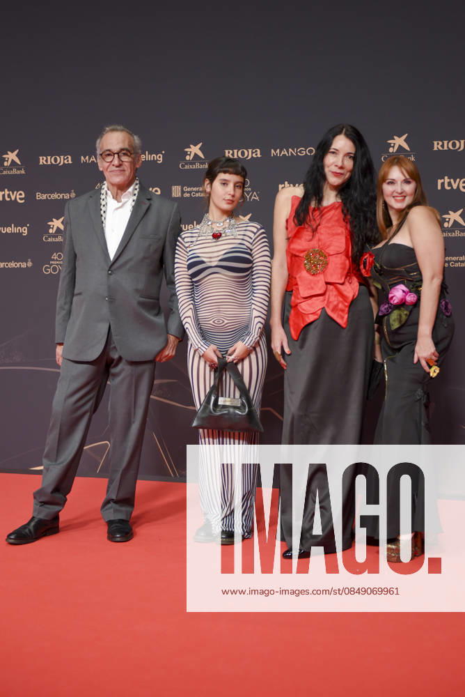 Red carpet of the Goya Awards 2026 The crew of the film The Skin of Water poses on the red carpet of the 40th edition of the Goya Awards, at the Auditori del Centre de Convencions Internacionals, on February 28, 2026, in Barcelona, Cataluna Spain The awards are given annually by the Academy of Motion Picture Arts and Sciences of Spain AACCE with the aim of rewarding the best professionals in each of the various technical and creative specialties of Spanish cinema 28 FEBRUARY 2026 RED CARPET BARCELONA GOYA AWARDS CINEMA AWARDS Barcelona Catalunya Barcelona Catalunya Catalunya Spain