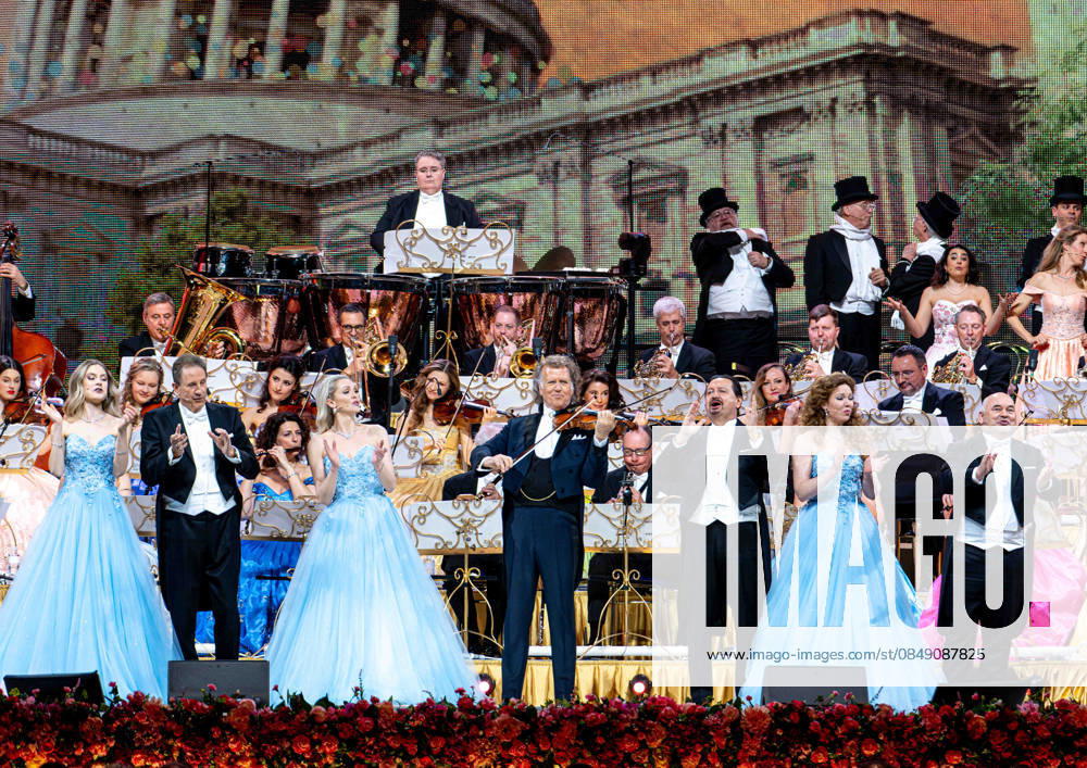 Entertainment, Andre Rieu Tour 2026 v l Andre Rieu on his tour of the Uber Arena Berlin Berlin Daniel Lakomski