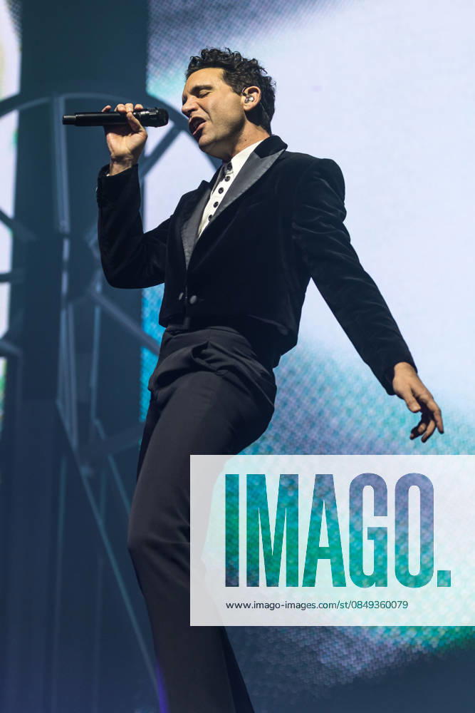Music Concert - MIKA - Spinning Out Tour Mika performs the Spinning Out Tour on March 02, 2025 at Unipol Arena, Bologna, Italy. Casalecchio di Reno Unipol Arena Italy