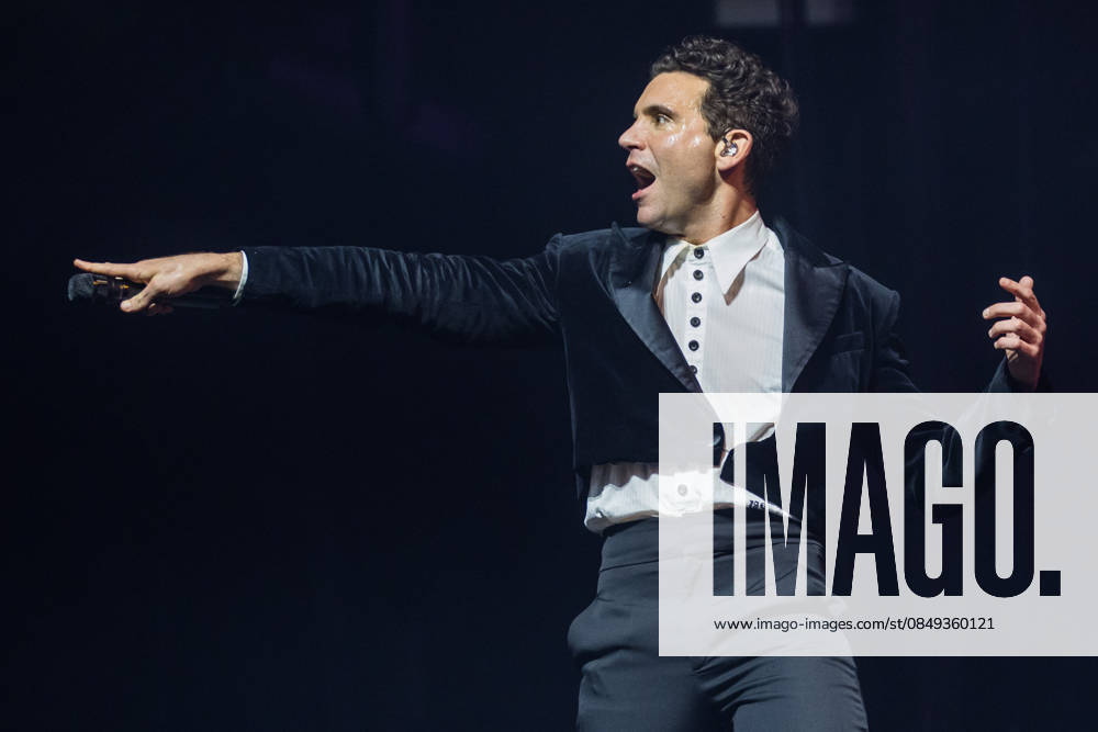 Music Concert - MIKA - Spinning Out Tour Mika performs the Spinning Out Tour on March 02, 2025 at Unipol Arena, Bologna, Italy. Casalecchio di Reno Unipol Arena Italy