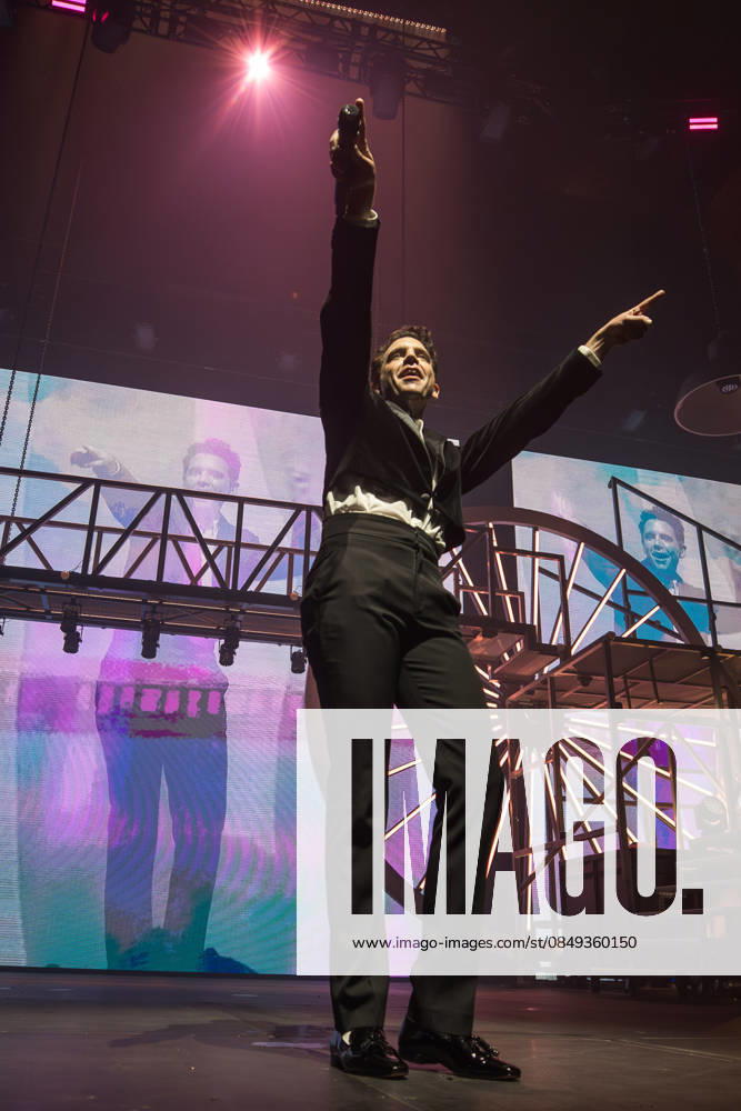 Music Concert - MIKA - Spinning Out Tour Mika performs the Spinning Out Tour on March 02, 2025 at Unipol Arena, Bologna, Italy. Casalecchio di Reno Unipol Arena Italy