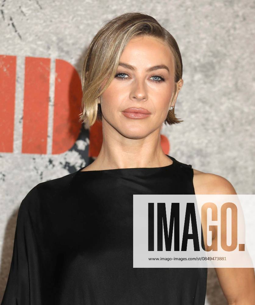 Dancer, personality JULIANNE HOUGH seen at the arrivals for the New York premiere of The Bride held at The Rose Theater at Jazz at Lincoln Center. New York USA - ZUMAk03_ 20260303_zaf_k03_022