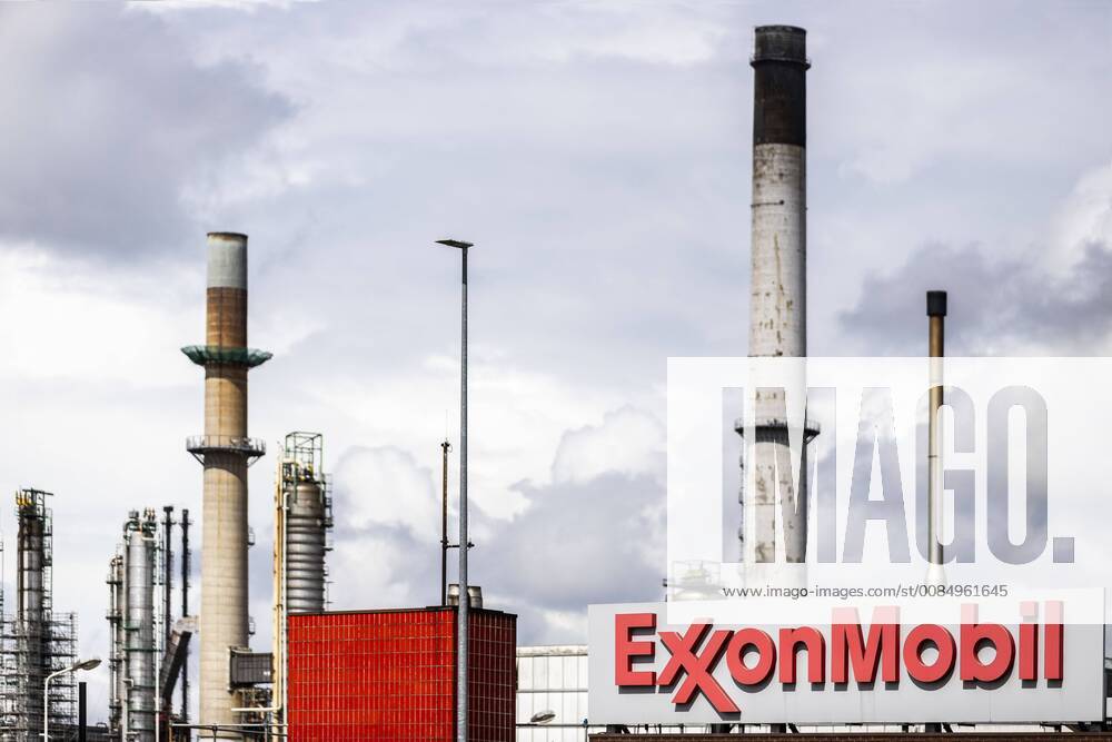 The Netherlands, Rotterdam. Exterior view of ExxonMobil in Rotterdam. COPYRIGHT Laurens van Putten Hollandse Hoogte